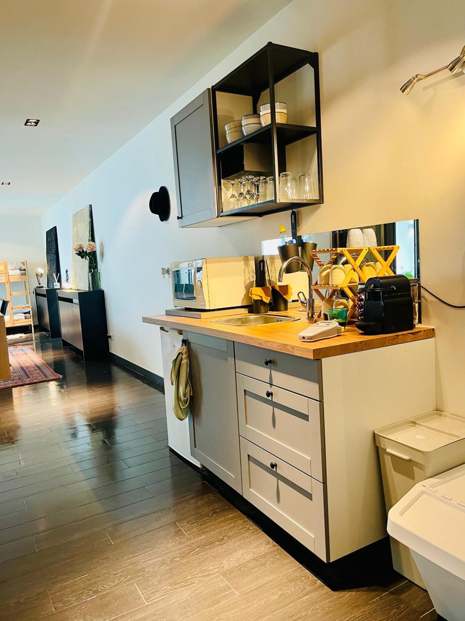 Down Town Spacious Loft Retreat With Private Parking Bruxelles Exterior foto