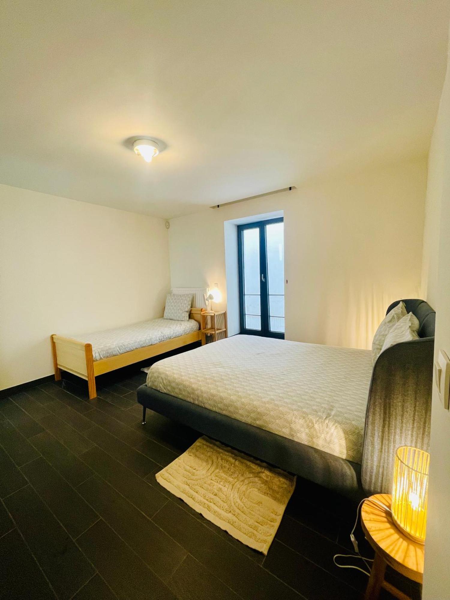 Down Town Spacious Loft Retreat With Private Parking Bruxelles Exterior foto